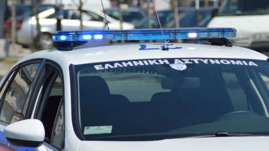 Σοκ στον Βόλο: Πατέρας και ηλικιωμένος φίλος του κατηγορούνται για θωπεία ανήλικης με αναπηρία